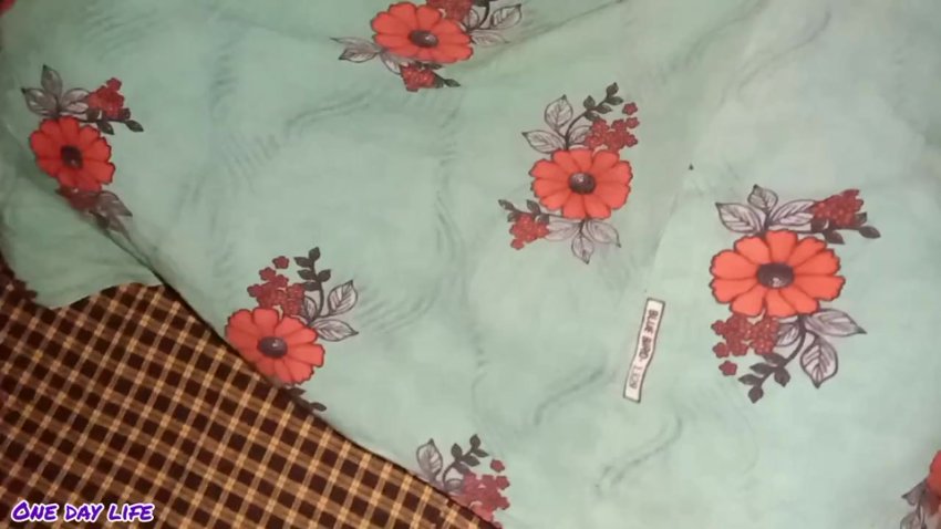 8) Tamil_Beautiful_step_sister_bed_room_secret_sexy_footage.mp4