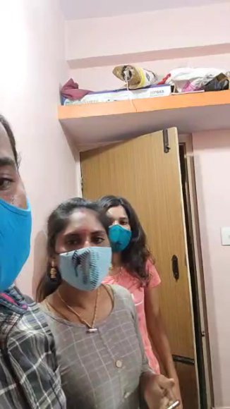 345) 5 girls live.mp4