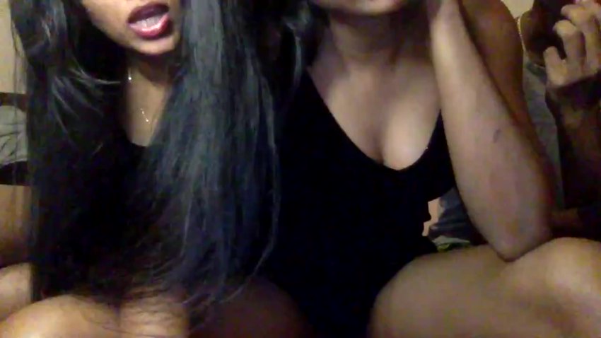 Silk Simre Olli mundai in center .mp4