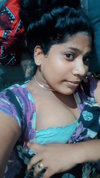 376) Tamil Insta Famous Valli Aunty Nude Fingering.mp4